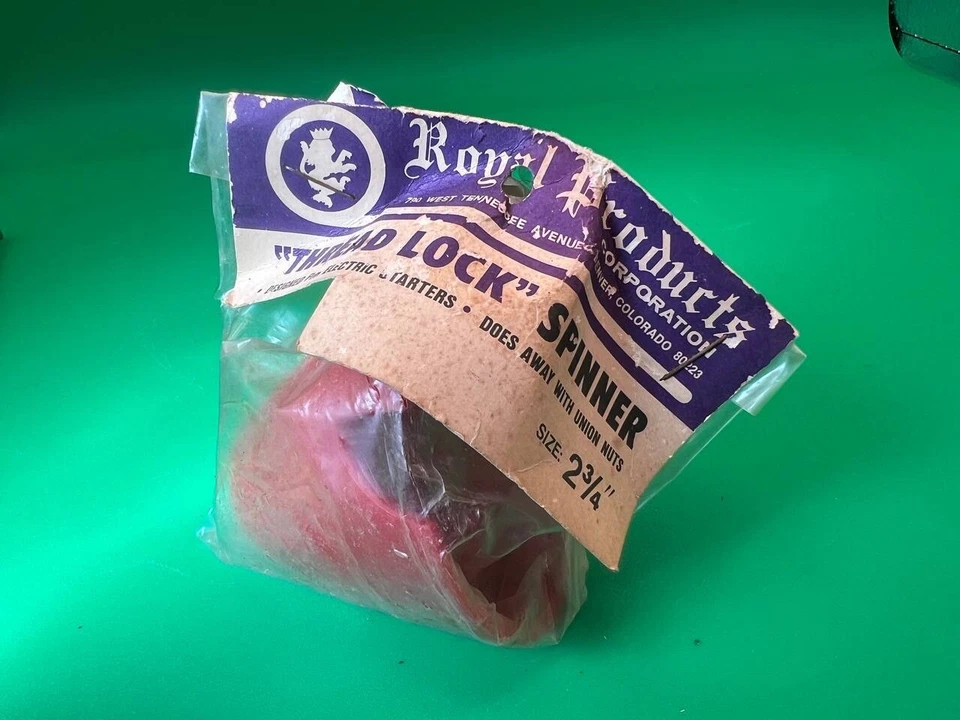 Vintage Royal Products Thread Lock Spinner 2 3/4 "  Red Rc Airplan Model New ST5 - Image 1 of 4