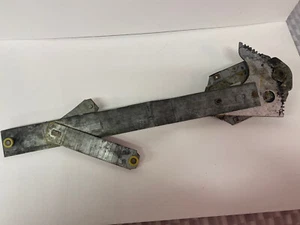 NOS GM PART#3757665 CORVETTE MANUAL DOOR WINDOW REGULATOR - Picture 1 of 8