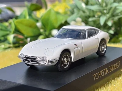 Toyota / 2000GT / 1967 / 1/64 Diecast Car / Kyosho - Image 1 of 4