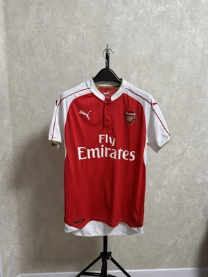 Arsenal F.C. 2015-2016 Home Football Jersey Shirt Puma Size M - Image 1 of 4