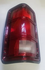 88 89 90 91 92 93 Dodge Truck LH Taillight Black - Picture 1 of 1