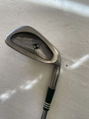 Macgregor CG 2000  R400 Regular Flex Steel Shaft 9 Iron - Image 1 of 4