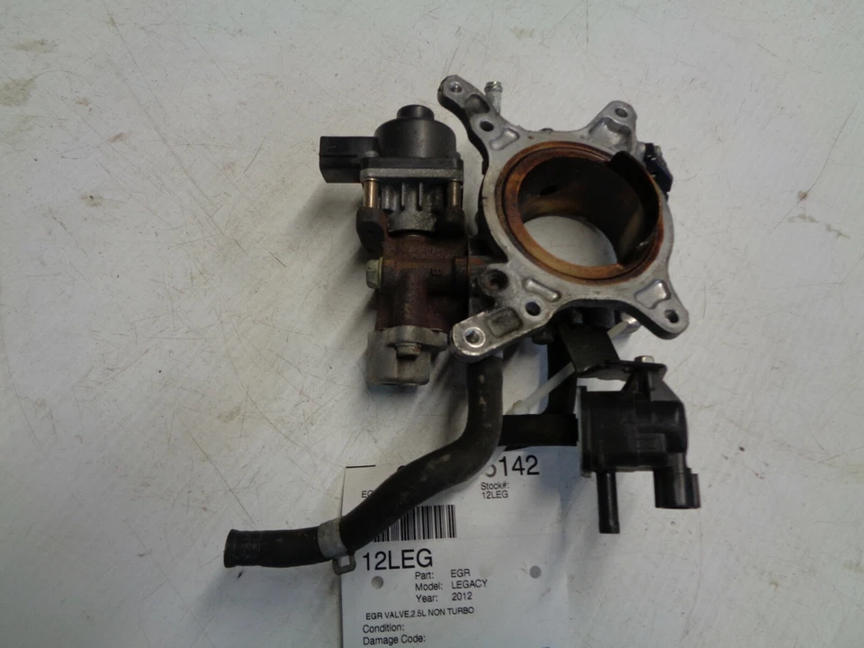 Subaru Legacy 2.5 Engine EGR Valve & Housing 2010 2011 2012 14710AA760 - Imagem 1 de 1