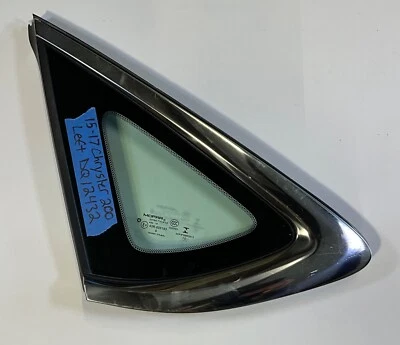 Cuarto de cristal trasero lado del conductor Chrysler 200 2015 2016 2017 fabricante de equipos originales usado Foto 1 de 2