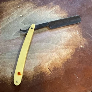 Vintage Geneva Cutlery straight razor Pyramid 23 - Picture 1 of 14