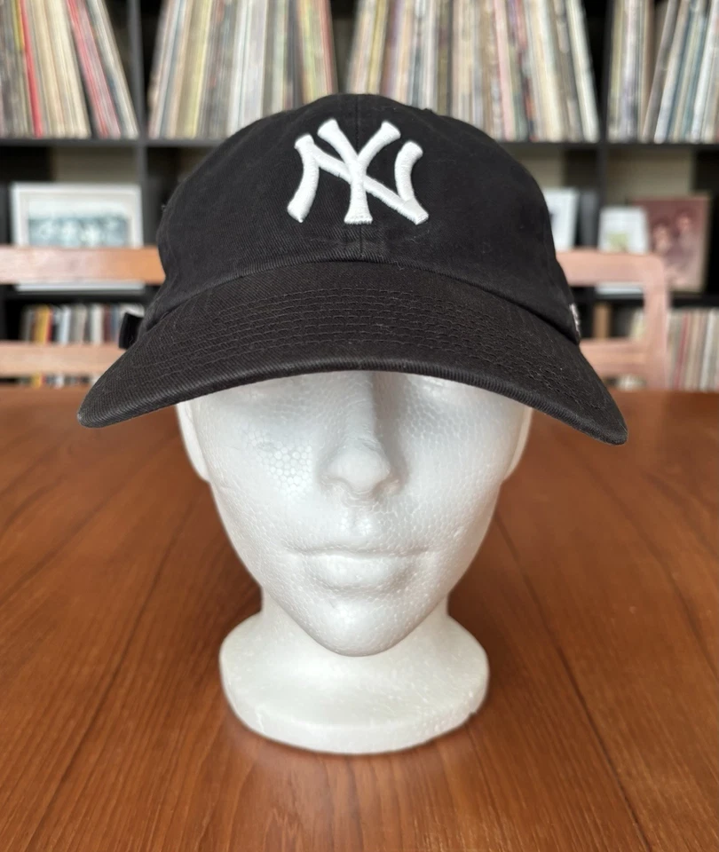 Gorra 47 Brand New York Yankees Azul Marino Genuina MLB Mercancía Correa Ajustable Foto 1 de 4
