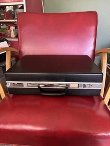 Samsonite Case With KEY Vintage Black Hard Shell Briefcase Lock 18"x12"x5" - Picture 1 of 7