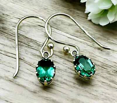VINTAGE STYLE SIMULATED EMERALD 925 SOLID STERLING SILVER DANGLE EARRINGS 1189 - Image 1 of 2