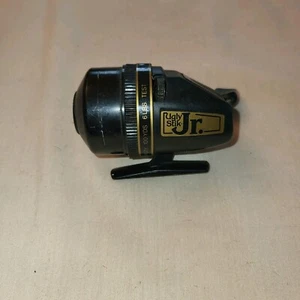 DOLPHIN FRESH WATER CLOSED FACED SPIN CASTING REEL. A - Picture 1 of 4