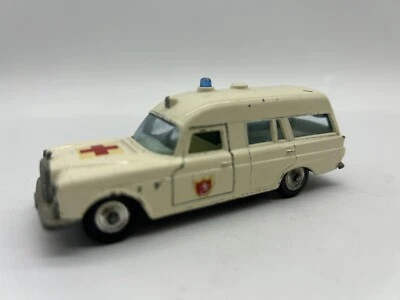Vtg Matchbox Lesney King Size Mercedes Benz Binz Ambulance K-6 Made In England - Image 1 of 4