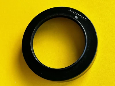 Hasselblad  Gegenlichtblende Lens hood for C 50mm und C 60mm.  A328 - Bild 1 von 2
