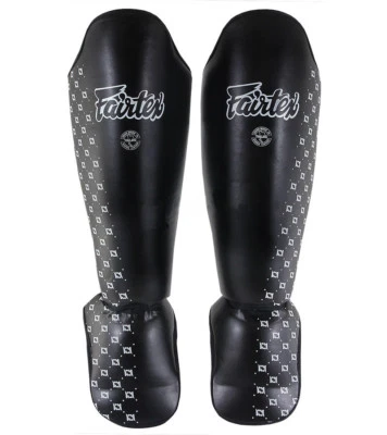 FAIRTEX SP5 COMPETITION SHIN PADS GUARDS MUAY THAI KICK BOXING MMA PROTECTIVE - Image 1 of 4