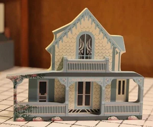 Sheila's Collectibles Alicia's Wonderland OAK BLUFFS MA Shelf Sitter 1993 De colección - Imagen 1 de 4