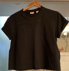 LEVI'S T-SHIRT TOP. Black. Short Sleeve. Polka Dot Mesh Back. Size XS - Picture 1 of 6
