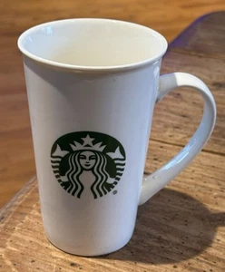 "Taza Starbucks 2015 alta 18 oz ~ blanca ~ 6"" de alto verde cola dividida sirena defectuosa" - Imagen 1 de 19