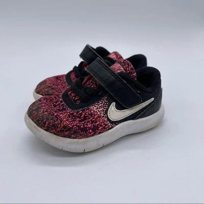 Nike Flex Contact, Youth Sneakers, Size 7C. In good used condition! - Image 1 of 4