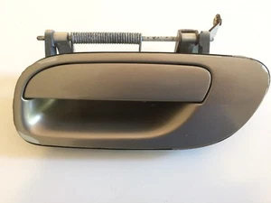99 - 09 Volvo S60 S80 V70 XC70 Left Rear Drivers Side Door Handle Exterior Gold - Picture 1 of 8