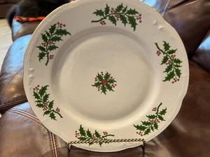 Vintage Dinner Plate Made in Poland Porcelain Christmas Holly w/Gold Rim - Picture 1 of 4