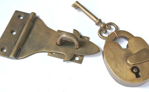box & padlock catch hasp latch vintage style house BOX antiques DOOR Key B - Picture 1 of 6