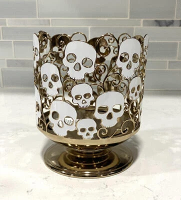 Bath & Body Works Halloween Calaveras Blancas Dorado 3 Mechas Candelabro Manga Calavera Foto 1 de 2