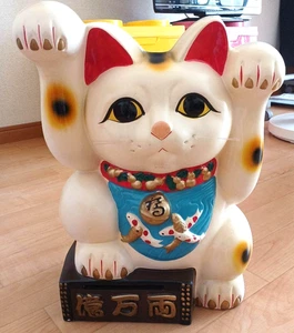 Vintage Japanese Pottery Maneki Neko Both Hands Raise Lucky Cat H13.4×7.1×9.1in - Picture 1 of 14