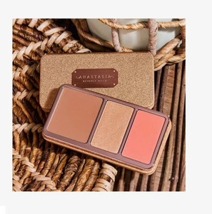 Anastasia Beverly Hills face palette Off To Costa Rica AUTHENTIC NIB 🔥 - Picture 1 of 4