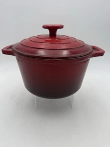 COOKS ESSENTIALS 8,5" 4Qt RUNDER Dutch Oven Rot Ombré Emaille Gusseisen - Bild 1 von 19