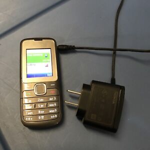 Téléphone portable Nokia C2-00 double SIM FM Bluetooth GSM MP3 MP4 débloqué