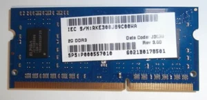 Kingston 2 GB DDR3 Memoria SO-DIMM 204 pines PC3-12800S 1600 MHz TSB1600D3S11ELD/2G - Imagen 1 de 1