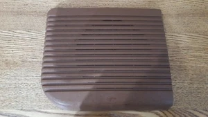 Range Rover P38 ALL MODEL R/D SPEAKER COVER IN BROWN  BTR 6676 - Picture 1 of 1