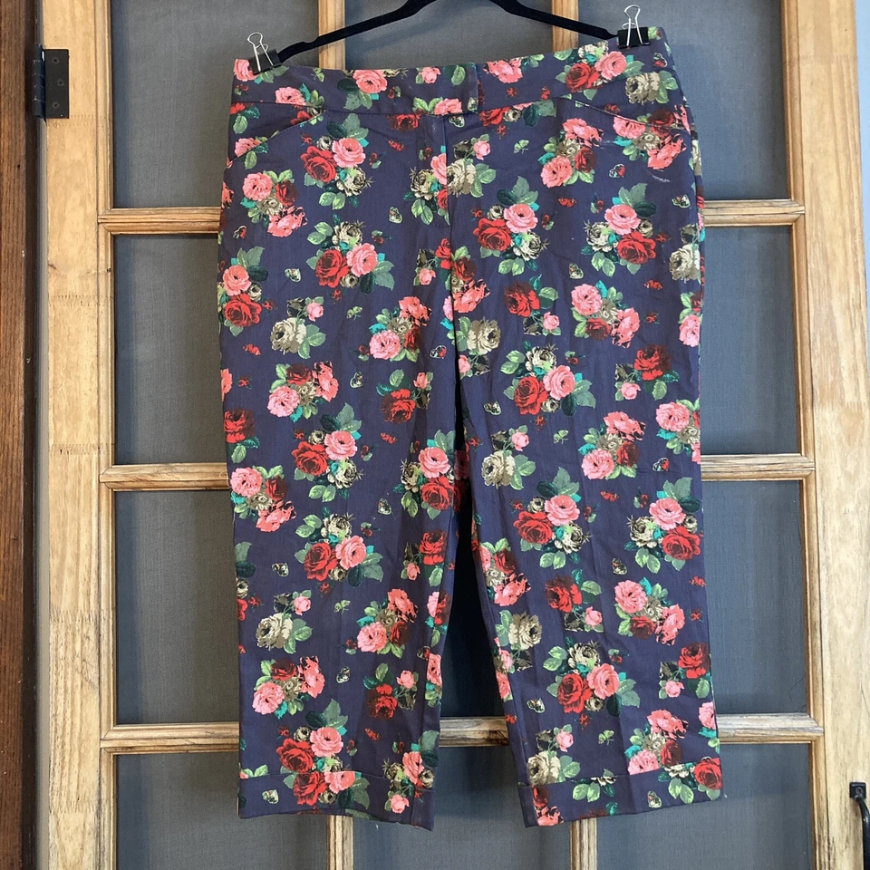 Pantalones capri florales para mujer Larry Levine talla 16, 38" cintura, 20" entrepierna Foto 1 de 4