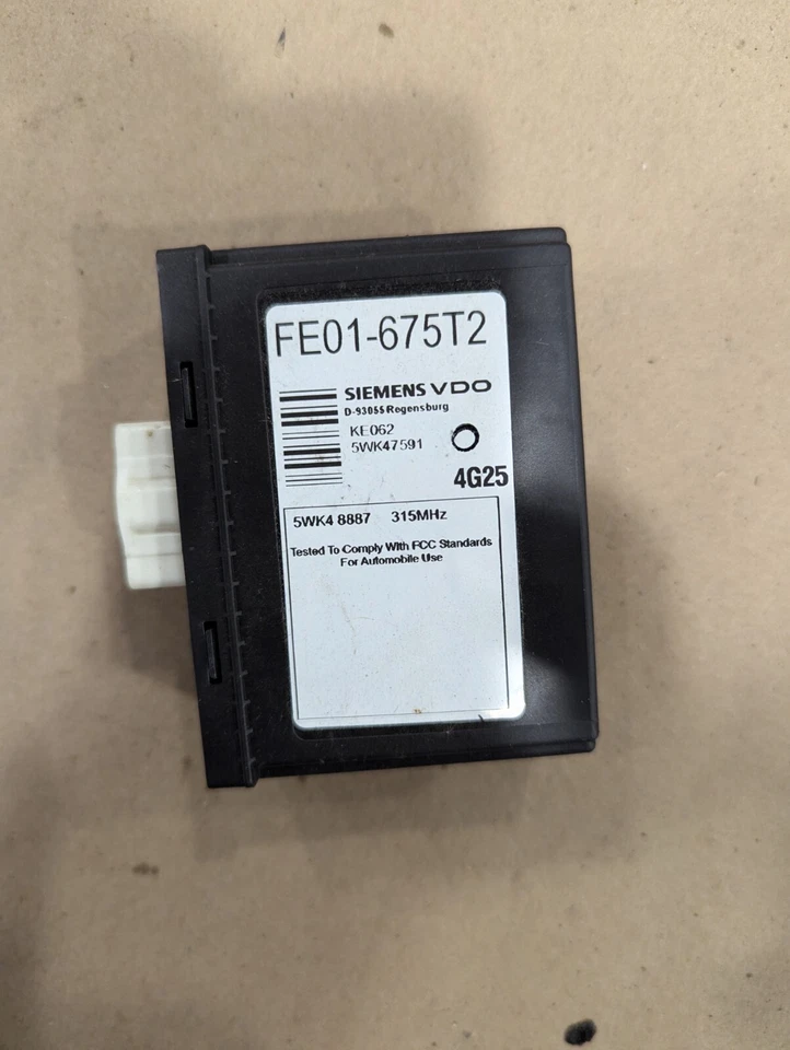 MÓDULO SENSOR PRESIÓN NEUMÁTICOS MAZDA OEM FE01-675T2 Foto 1 de 1