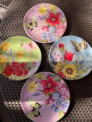 Ramo floral internacional certificado Susan Winget mariposa 4 platos Foto 1 de 4