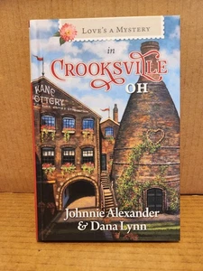 Love's a Mystery in Crooksville, OH Guideposts 2023 - Bild 1 von 3