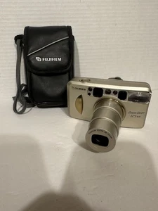 Cámara fotográfica Fujifilm Zoom Date 125sr compacta vintage plateada 35 mm PROBADA (leer) - Imagen 1 de 8