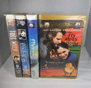 Lot Of 4 VHS 90s Live Action Family Films, Movies With Animals  - Picture 1 of 11