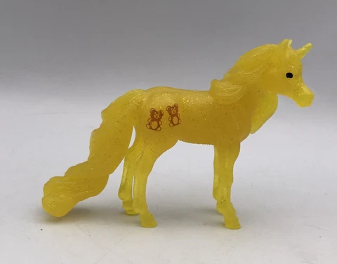 Schleich Bayala GUMMY BEAR UNICORN FOAL Fairy Fantasy Figure 70732 Cover