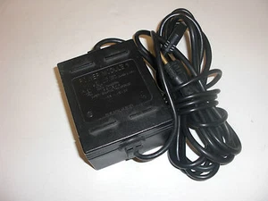 AT&T-----POWER SUPPLY-----AC ADAPTER----- MODEL 3301A  (104200118) - Picture 1 of 4