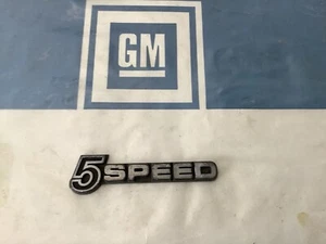 VINTAGE 1980s.GEMINI GENUINE 5~SPEED PLASTIC ADHESIVE BOOT BADGE!!! RARE - Picture 1 of 3