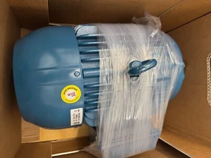 Weg 00518ET3E184T-W22 Motor 182/4T 3P 5HP NEW - Picture 1 of 4