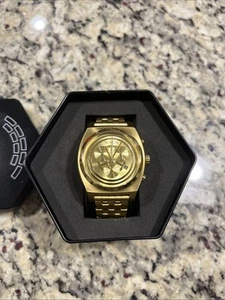 Nixon Star Wars Watch The Sentry SW C-3PO Ltd Disney Collaboration Brand New - Picture 1 of 2