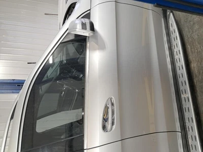 Conjunto de puerta delantera derecha usado se adapta a: Mercedes-benz Mercedes clase gls 2017 Foto 1 de 4