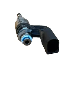 Einspritzdüse Einspritzventil für VW Passat Touran 1.4 TSI Fuel 03C906036J K26 - Picture 1 of 4