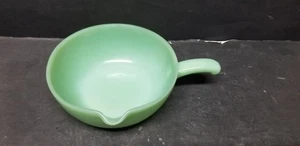 VTG JADEITE FIRE KING BOWL SKILLET CASSEROLE with SPOUT and HANDLE 50s - Picture 1 of 11