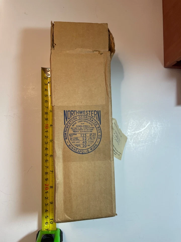 ORIGINAL empty box for LIONEL? Northwestern corrugated box co. Minn. MN. 1966 - Image 1 of 4