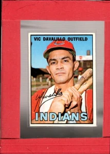 1967 Topps #69 Vic Davalillo NM Near Mint Indians ID:58790 - Picture 1 of 2