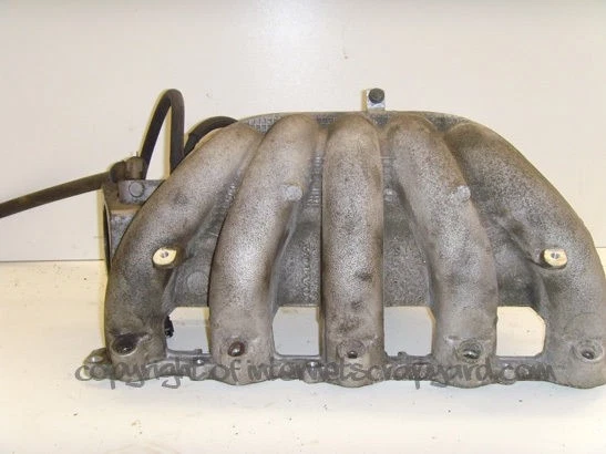Volvo V70 mk2 2.4 2000-2007 intake manifold non turbo - Image 1 of 1