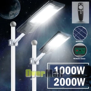 2000W Commercial Solar Street Lights Outdoor Dusk to Dawn Super Bright Road Lamp - Picture 1 of 26