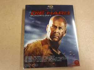 4-DISC BLU-RAY / DIE HARD - QUADRILOGY ( BRUCE WILLIS ) - Picture 1 of 2