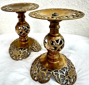 2er Set Vintage verzierte Messing Kerzenständer 3" Kerze 6 1/2" x 4-3/4" - Bild 1 von 22